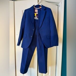 Navy Royale Two-Piece Suit & Tie